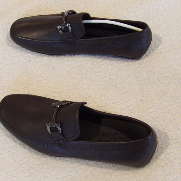 NEW IN BOX FERRAGAMO CANCUN Brown Calf Pebbled Leather Men Loafers. Size 6.5 EEE main image 6